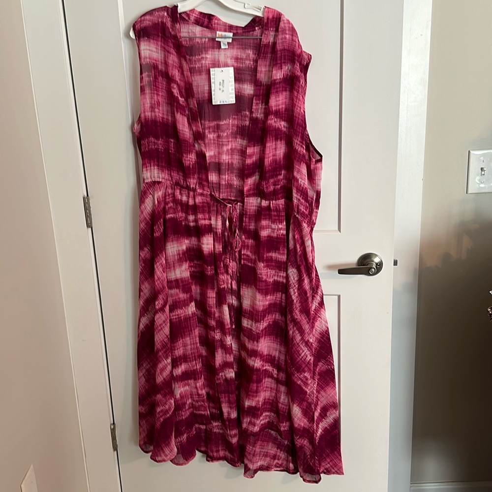 Lularoe breezy new with tags size xl which fits 18-26.